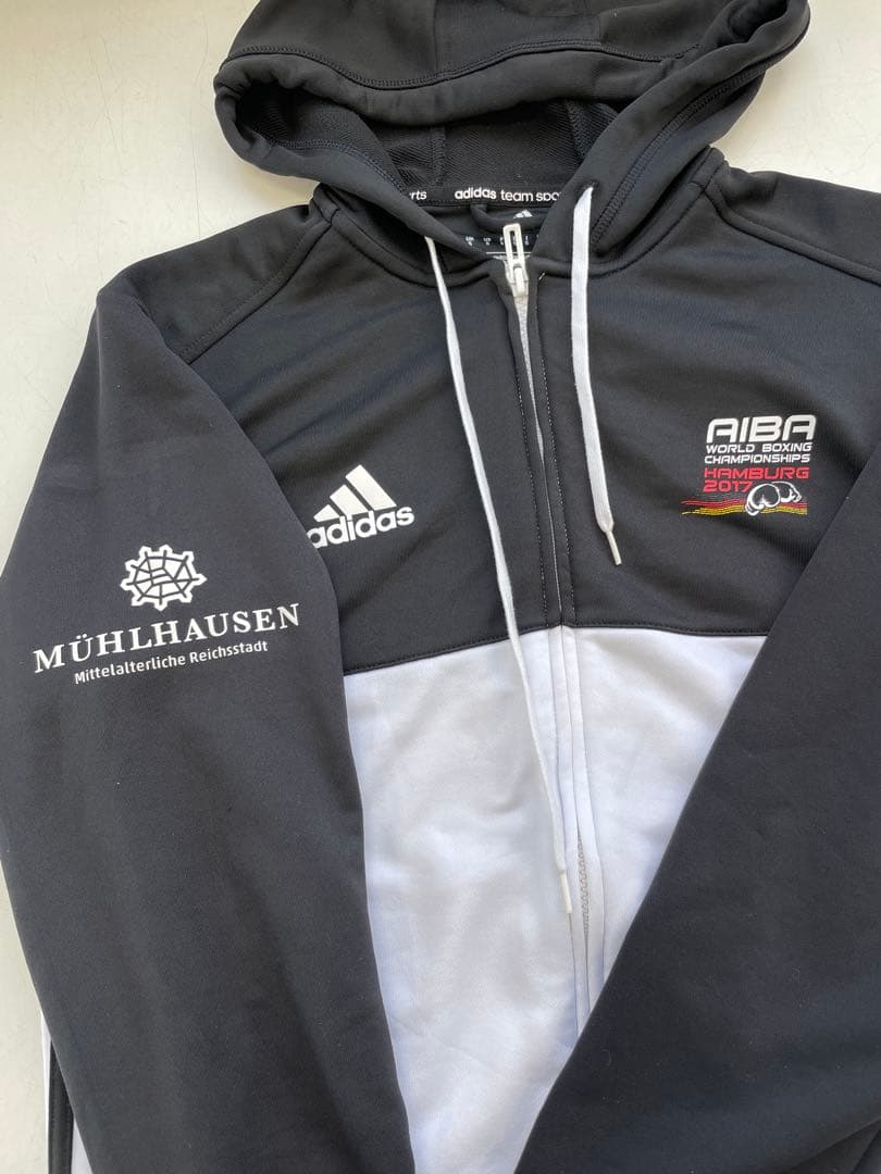 adidas AIBA 世界ボクシング 選手権　大会ジャケット
