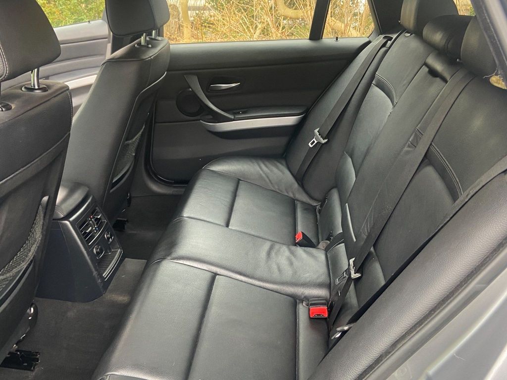 BMW 3 Series 2.0 320d M Sport Touring 5dr