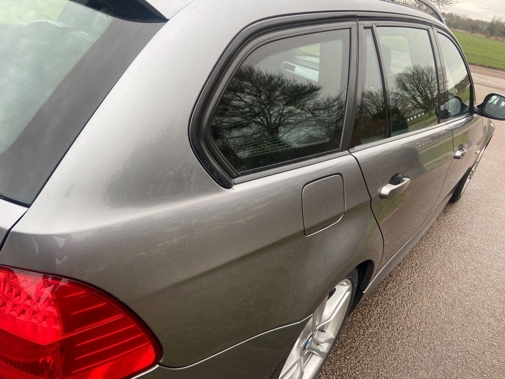 BMW 3 Series 2.0 320d M Sport Touring 5dr