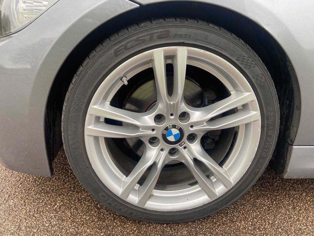 BMW 3 Series 2.0 320d M Sport Touring 5dr