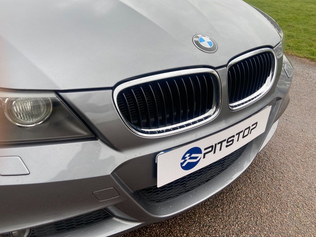 BMW 3 Series 2.0 320d M Sport Touring 5dr