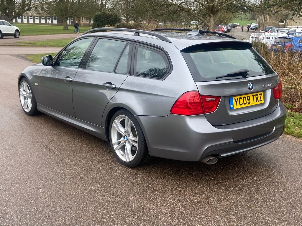 BMW 3 Series 2.0 320d M Sport Touring 5dr