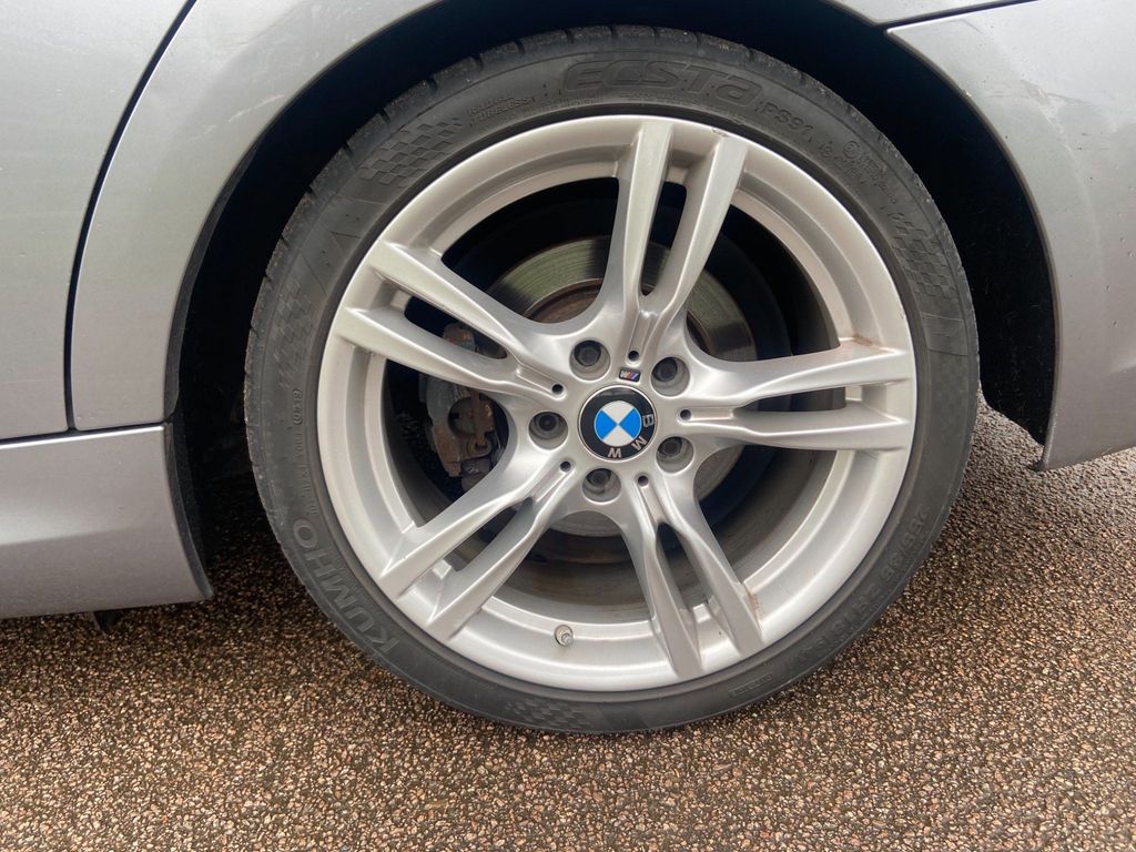 BMW 3 Series 2.0 320d M Sport Touring 5dr