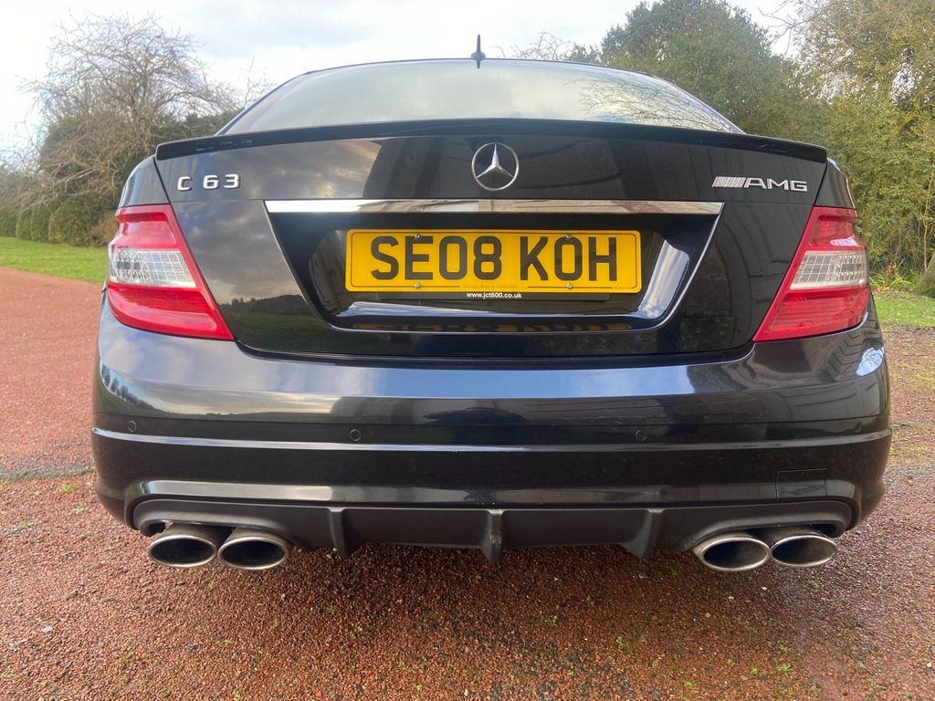 Mercedes-Benz C Class 6.3 C63 AMG 7G-Tronic 4dr