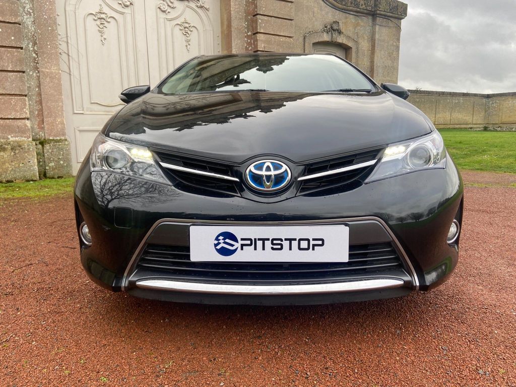 Toyota Auris 1.8 VVT-h Icon e-CVT HSD 5dr