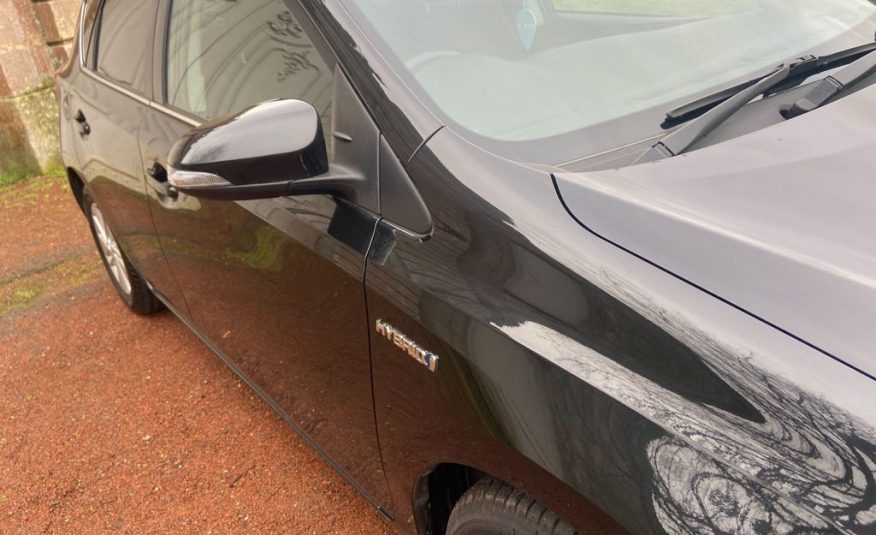Toyota Auris 1.8 VVT-h Icon e-CVT HSD 5dr