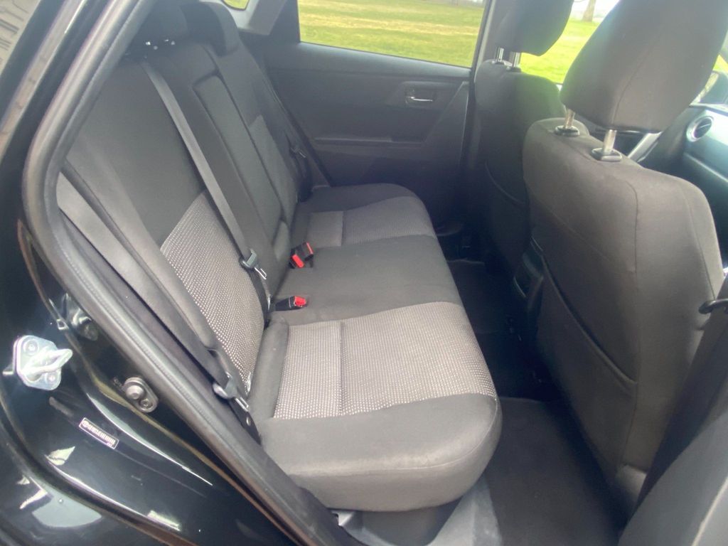 Toyota Auris 1.8 VVT-h Icon e-CVT HSD 5dr