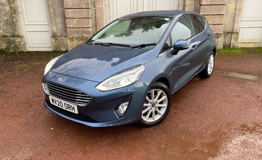 Ford Fiesta 1.0T EcoBoost Titanium (s/s) 5dr