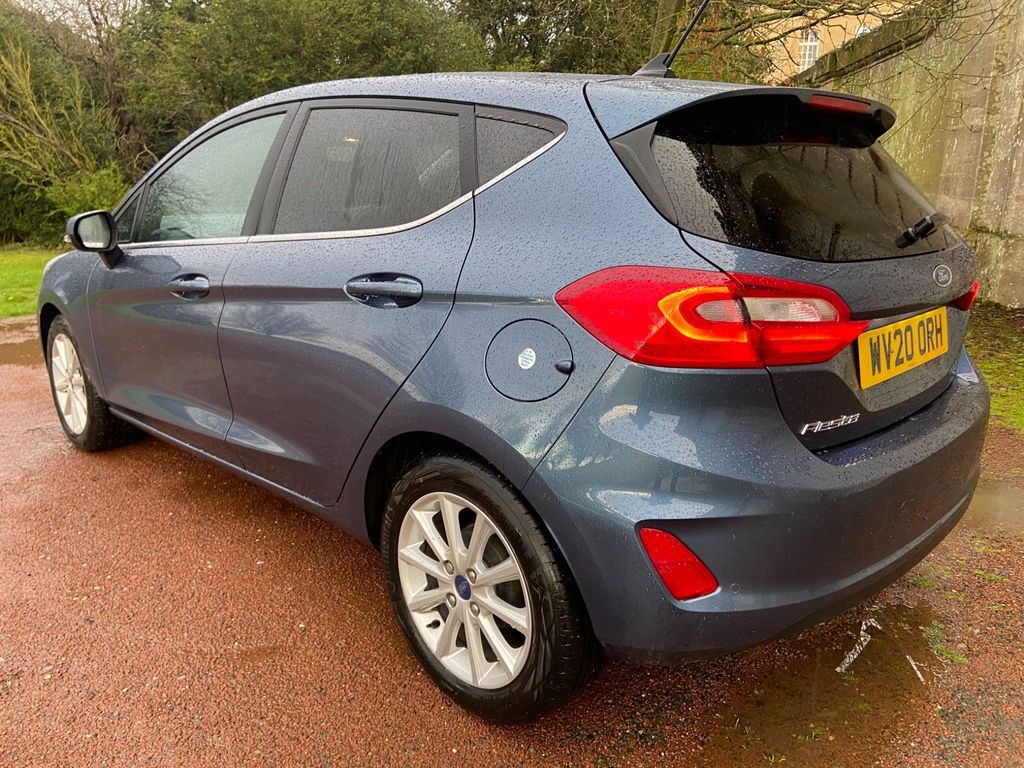 Ford Fiesta 1.0T EcoBoost Titanium (s/s) 5dr