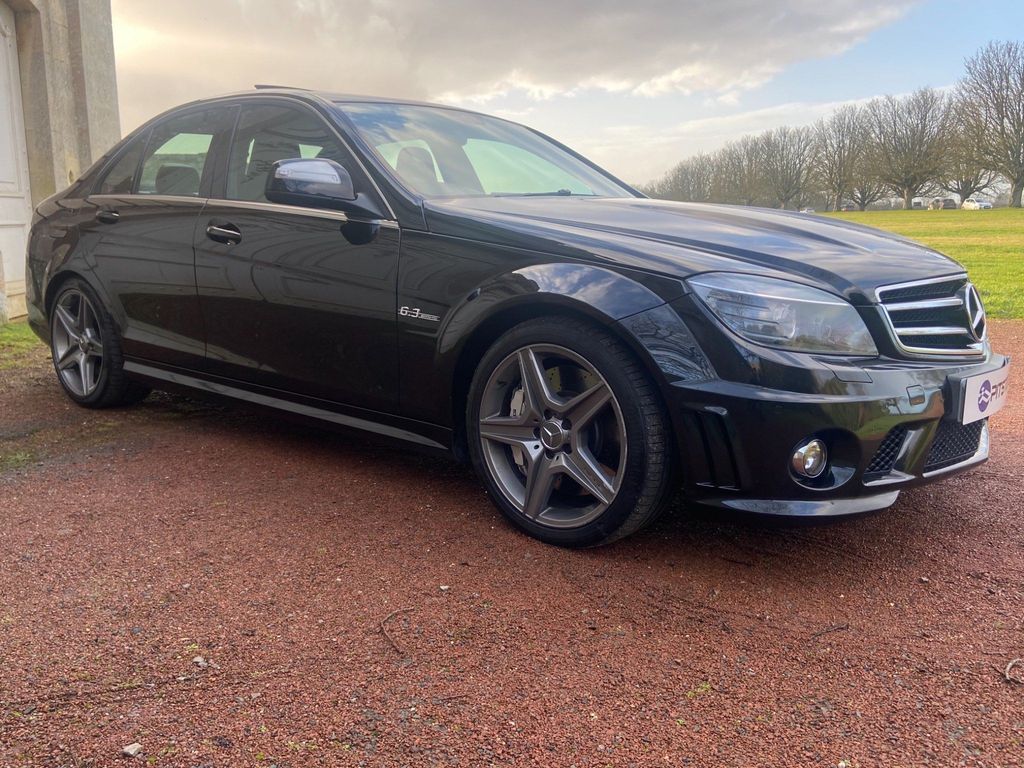 Mercedes-Benz C Class 6.3 C63 AMG 7G-Tronic 4dr