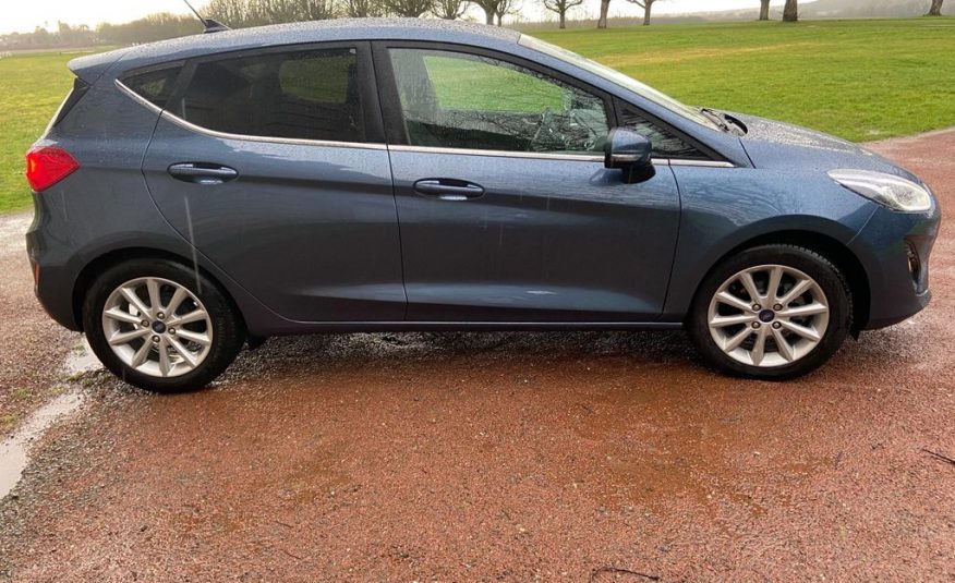 Ford Fiesta 1.0T EcoBoost Titanium (s/s) 5dr