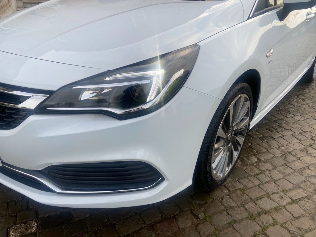 Vauxhall Astra 1.4i Turbo SRi VX Line Nav (s/s) 5dr