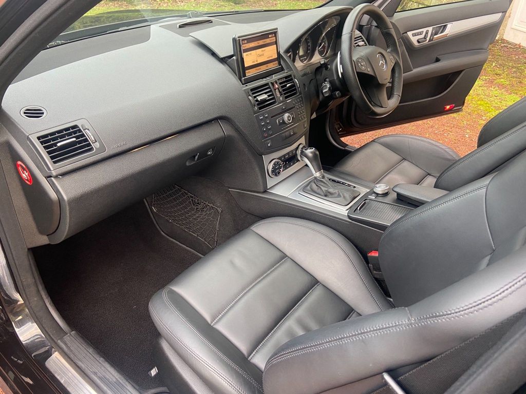 Mercedes-Benz C Class 6.3 C63 AMG 7G-Tronic 4dr