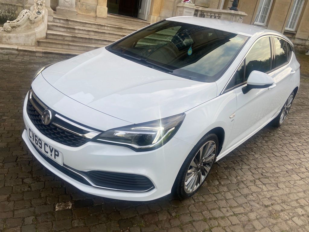 Vauxhall Astra 1.4i Turbo SRi VX Line Nav (s/s) 5dr