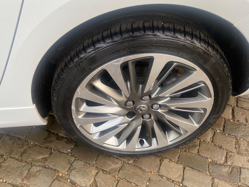 Vauxhall Astra 1.4i Turbo SRi VX Line Nav (s/s) 5dr