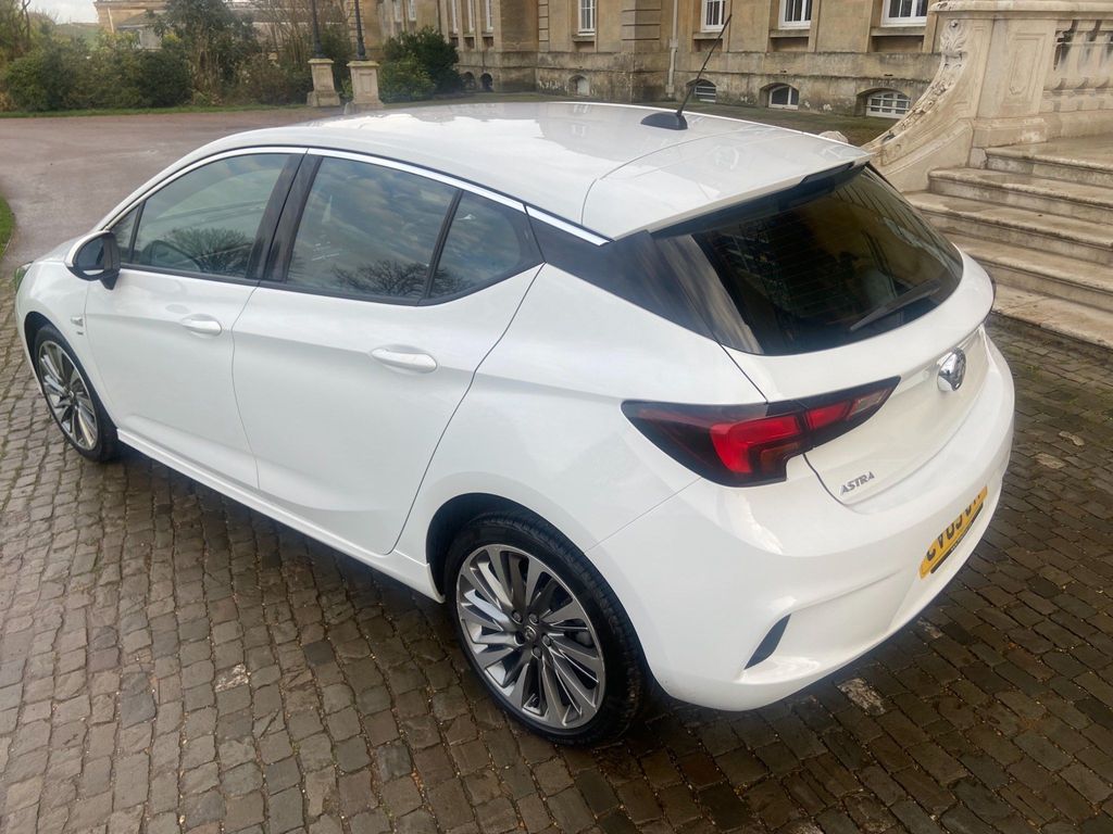 Vauxhall Astra 1.4i Turbo SRi VX Line Nav (s/s) 5dr