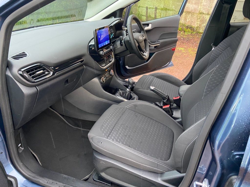 Ford Fiesta 1.0T EcoBoost Titanium (s/s) 5dr