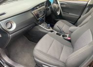 Toyota Auris 1.8 VVT-h Icon e-CVT HSD 5dr