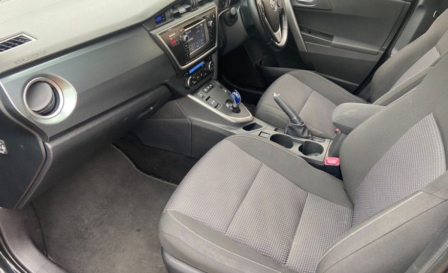 Toyota Auris 1.8 VVT-h Icon e-CVT HSD 5dr