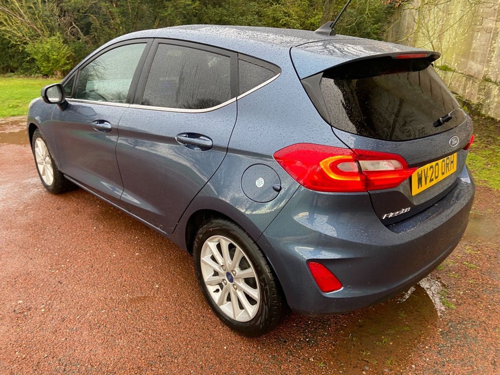 Ford Fiesta 1.0T EcoBoost Titanium (s/s) 5dr