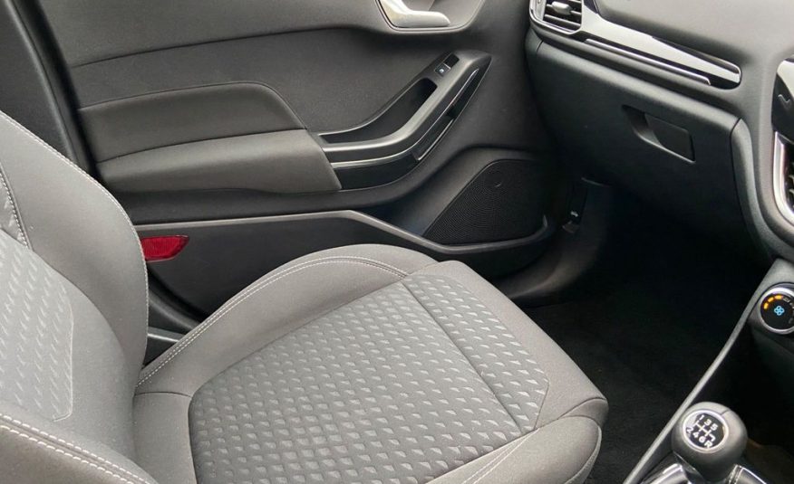 Ford Fiesta 1.0T EcoBoost Titanium (s/s) 5dr