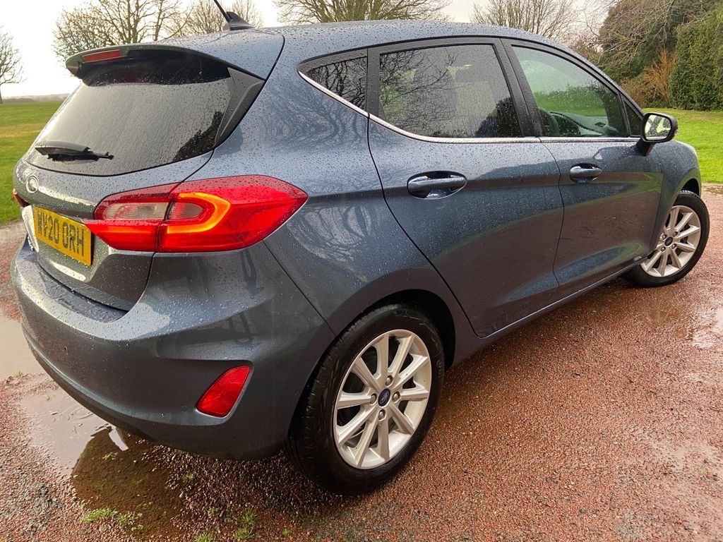 Ford Fiesta 1.0T EcoBoost Titanium (s/s) 5dr