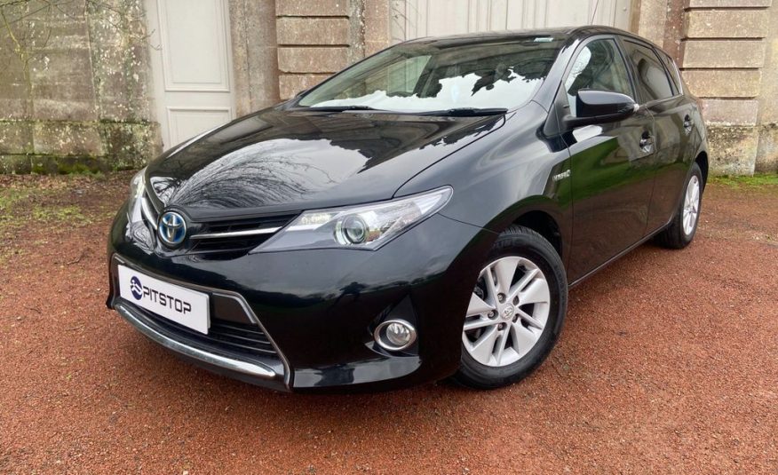 Toyota Auris 1.8 VVT-h Icon e-CVT HSD 5dr