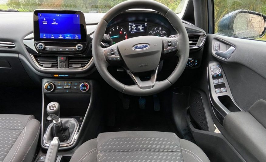 Ford Fiesta 1.0T EcoBoost Titanium (s/s) 5dr