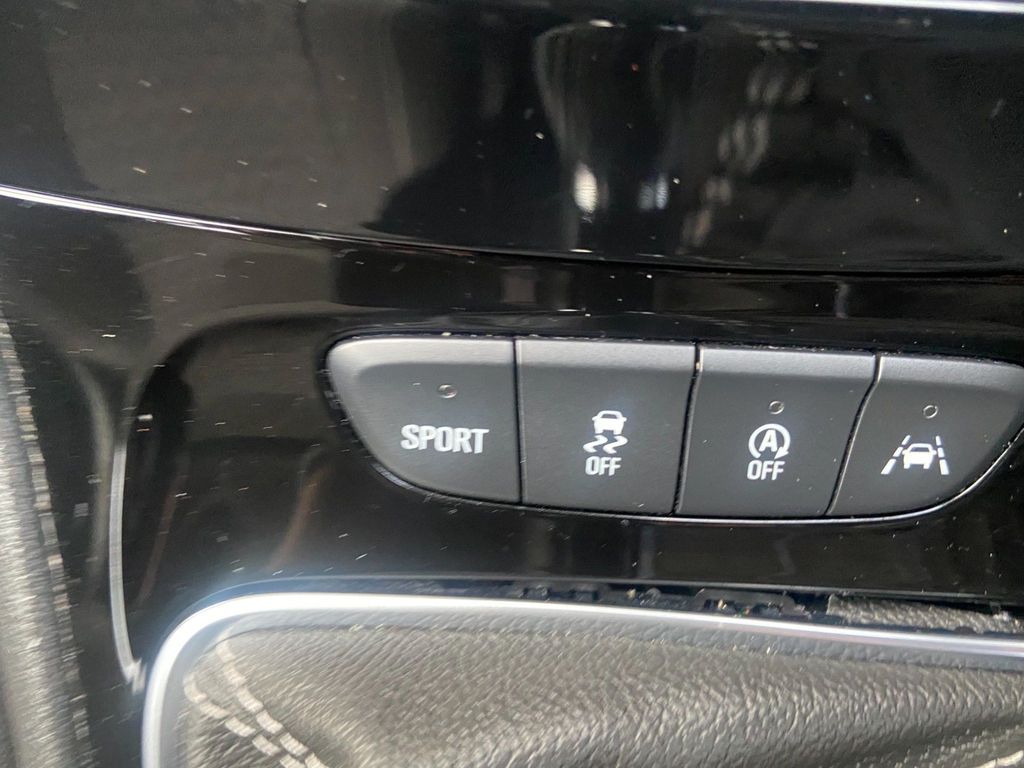 Vauxhall Astra 1.4i Turbo SRi VX Line Nav (s/s) 5dr