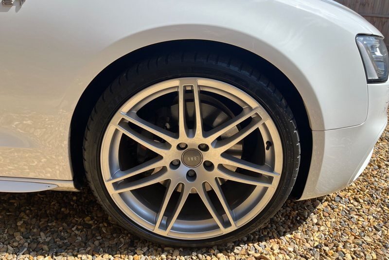 Audi S5