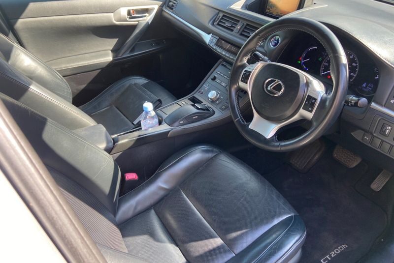 Lexus CT 200h 1.8 SE-L CVT 5dr